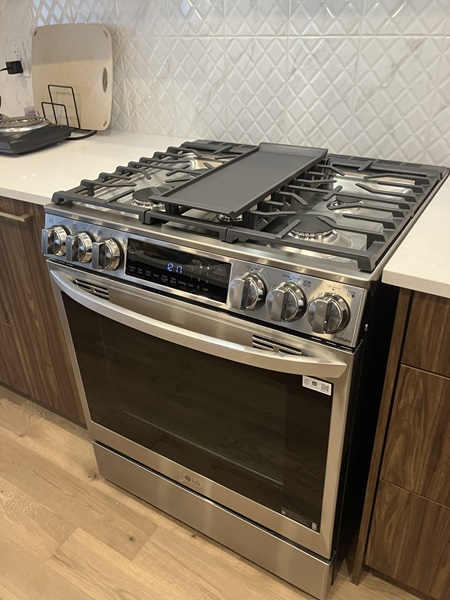 gas stove installation in Stittsville